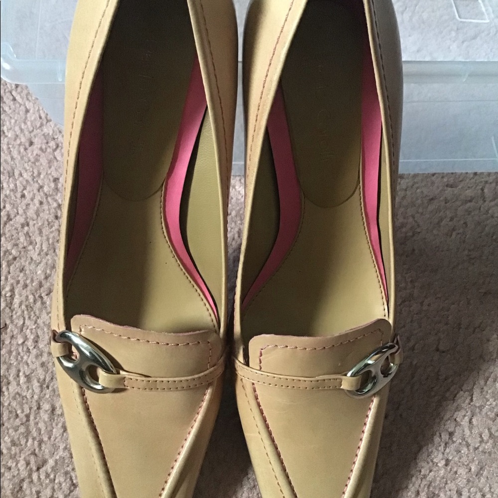 Shoes - Picture 3 of 3